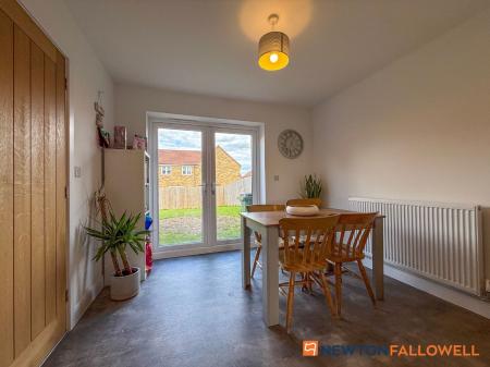 4 bedroom Detached house for sale in Anderby Close, Fernwood, NG24