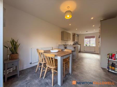 4 bedroom Detached house for sale in Anderby Close, Fernwood, NG24