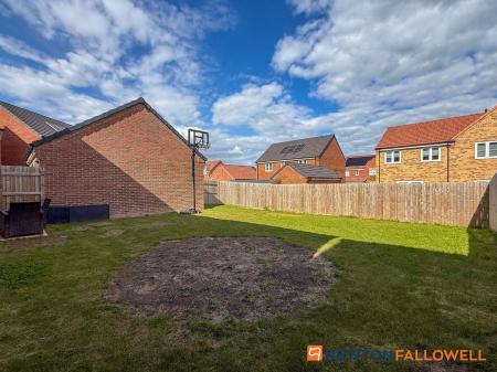 4 bedroom Detached house for sale in Anderby Close, Fernwood, NG24