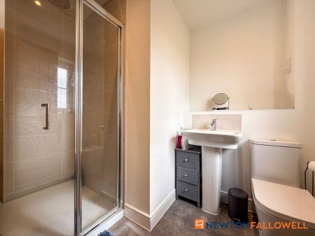 4 bedroom Detached house for sale in Anderby Close, Fernwood, NG24