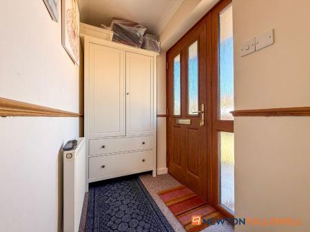 3 bedroom Detached bungalow for sale in Nelson Road, Balderton, NG24