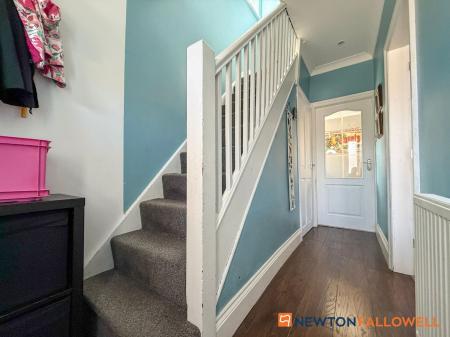 3 bedroom Semi-detached house for sale in Warwick Road, Balderton, NG24