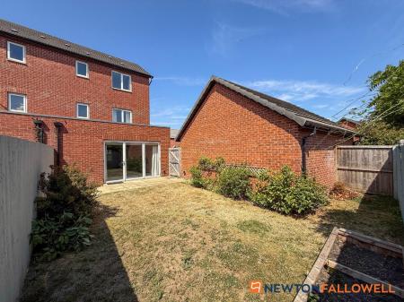 4 bedroom Semi-detached house for sale in Marleston Lane, Middlebeck, NG24