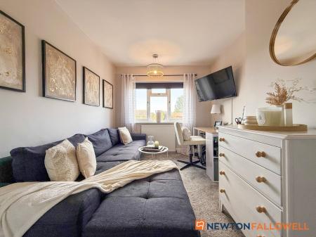 2 bedroom Semi-detached house for sale in Linton Close, Farndon, NG24