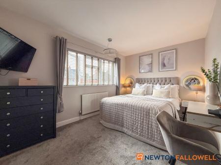 2 bedroom Semi-detached house for sale in Linton Close, Farndon, NG24