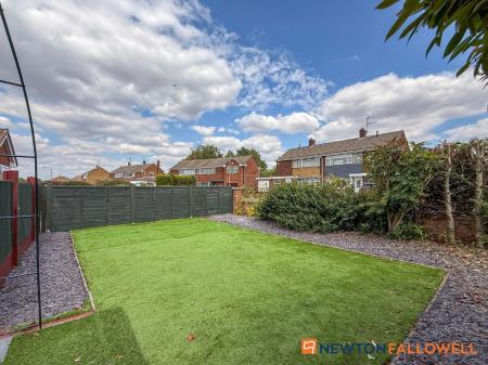2 bedroom Semi-detached bungalow for sale in Russell Avenue, Balderton, NG24