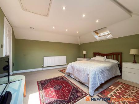 3 bedroom Detached house for sale in The Coach House, Nicholson Street, Newark