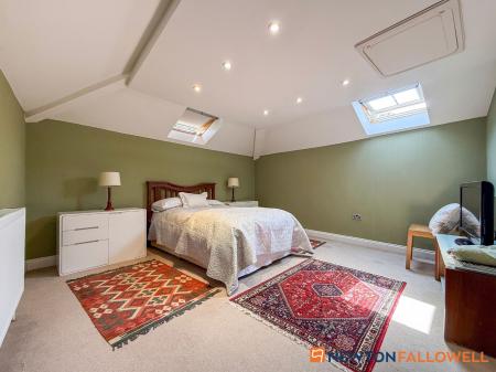 3 bedroom Detached house for sale in The Coach House, Nicholson Street, Newark