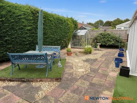 2 bedroom Detached bungalow for sale in Granby Drive, Balderton, NG24