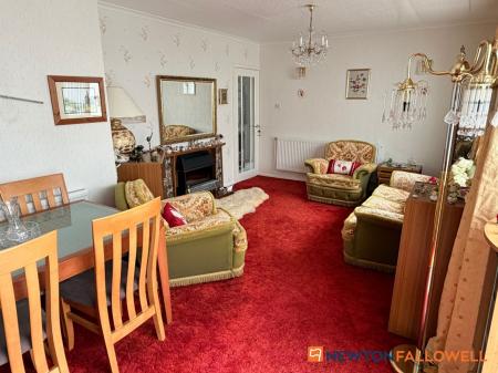 2 bedroom Detached bungalow for sale in Granby Drive, Balderton, NG24