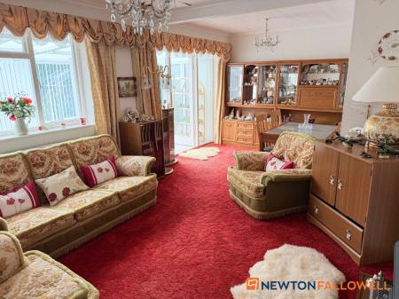2 bedroom Detached bungalow for sale in Granby Drive, Balderton, NG24