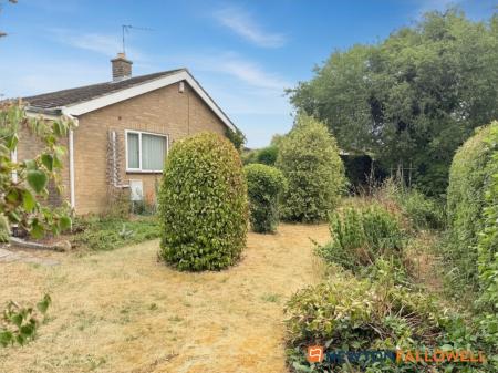 2 bedroom Detached bungalow for sale in Westborough Lane, Long Bennington, NG23