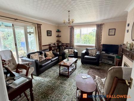 2 bedroom Bungalow for sale in Westborough Lane, Long Bennington, NG23