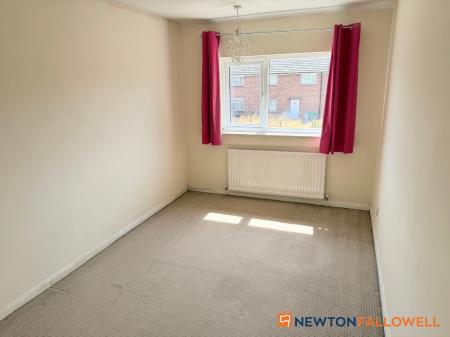 3 bedroom End of terrace house for sale in Cherry Holt, Newark, NG24