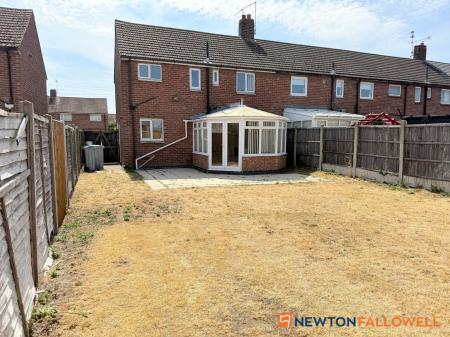 3 bedroom End of terrace house for sale in Cherry Holt, Newark, NG24