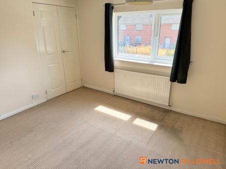 3 bedroom End of terrace house for sale in Cherry Holt, Newark, NG24