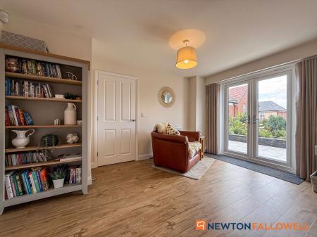 4 bedroom Detached house for sale in Westland Drive, Fernwood, NG24