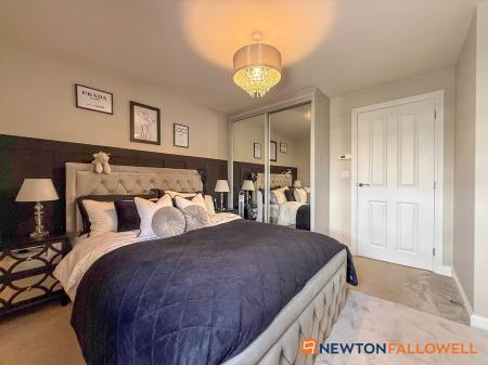 3 bedroom Semi-detached house for sale in Halifax Road, Fernwood, NG24