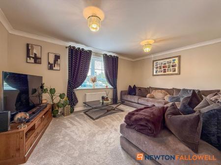 3 bedroom Semi-detached house for sale in Halifax Road, Fernwood, NG24