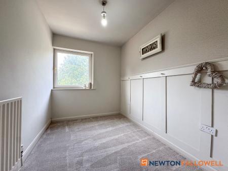 3 bedroom Semi-detached house for sale in Shakespeare Street, Balderton, NG24