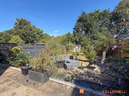 3 bedroom Semi-detached house for sale in Shakespeare Street, Balderton, NG24
