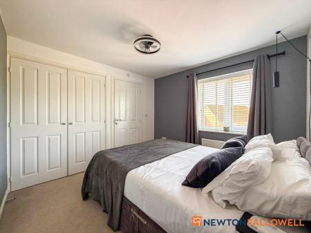 4 bedroom Terraced House for sale in Lavender Way, Newark, NG24