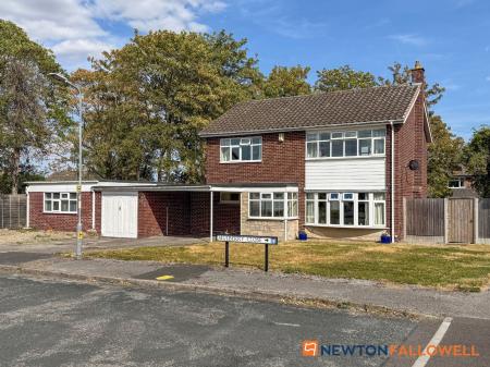 4 bedroom Detached house for sale in Beacon Heights, Newark, NG24