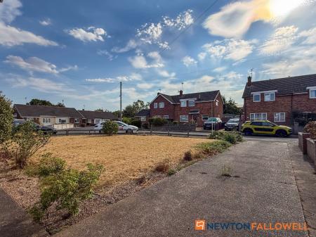 3 bedroom Detached bungalow for sale in Witham Close, Newark, NG24