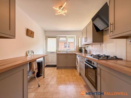 2 bedroom Detached bungalow for sale in Old Mill Crescent, Newark, NG24