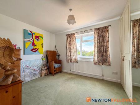2 bedroom Detached bungalow for sale in Old Mill Crescent, Newark, NG24
