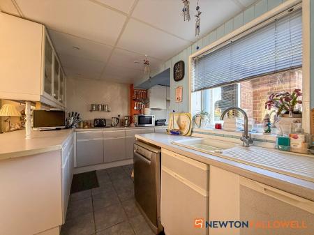3 bedroom Semi-detached house for sale in Welbournes Lane, Long Bennington, NG23