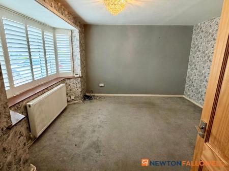 3 bedroom End of terrace house for sale in Clarke Avenue, Newark, NG24