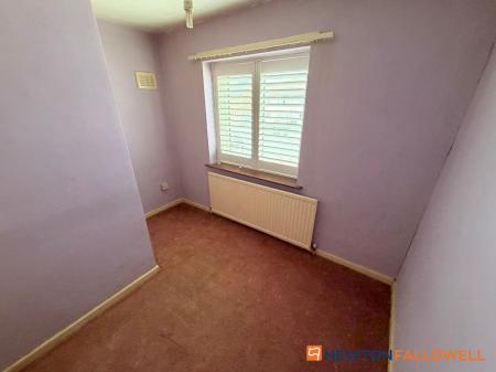 3 bedroom End of terrace house for sale in Clarke Avenue, Newark, NG24