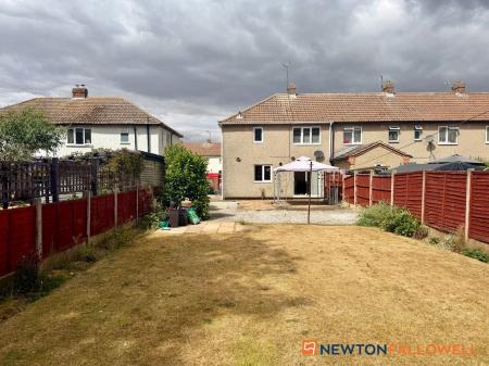 3 bedroom End of terrace house for sale in Clarke Avenue, Newark, NG24