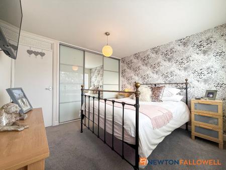 3 bedroom Semi-detached house for sale in Manthorpe Way, Balderton, NG24