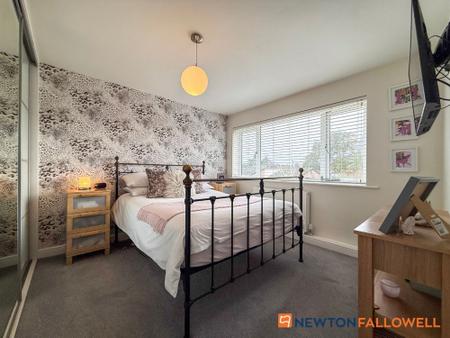 3 bedroom Semi-detached house for sale in Manthorpe Way, Balderton, NG24