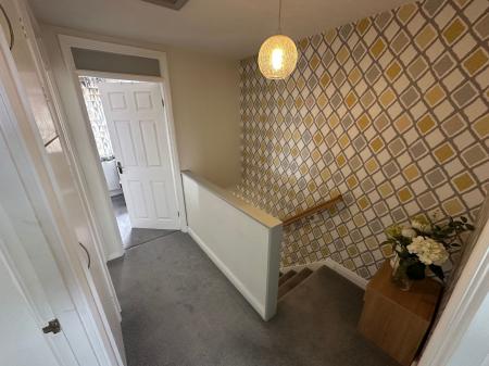 3 bedroom Semi-detached house for sale in Manthorpe Way, Balderton, NG24