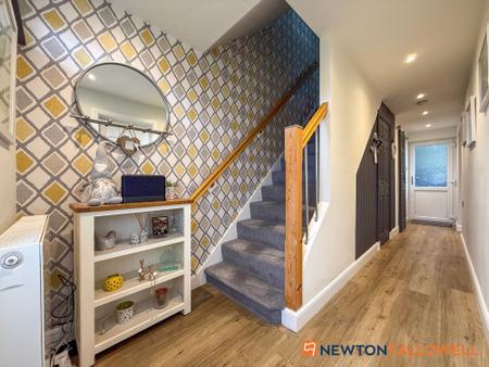 3 bedroom Semi-detached house for sale in Manthorpe Way, Balderton, NG24