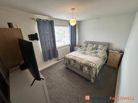 3 bedroom Semi-detached house for sale in Manthorpe Way, Balderton, NG24