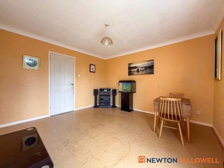 2 bedroom Flat for sale in Rowan Way, Balderton, NG24