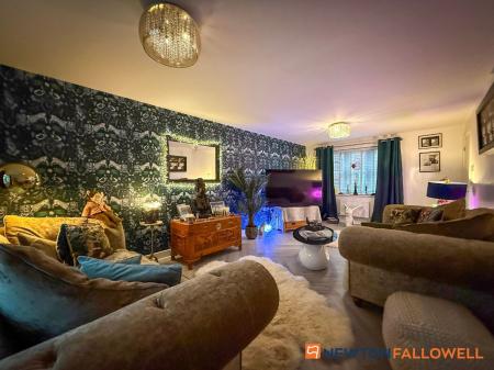 4 bedroom Detached house for sale in Charters Drive, Middlebeck, NG24