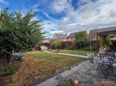 4 bedroom Detached house for sale in Charters Drive, Middlebeck, NG24