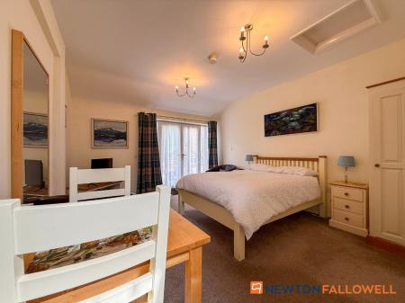7 bedroom Detached house for sale in London Road, New Balderton, NG24