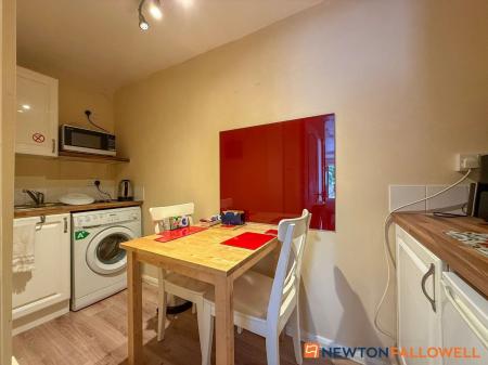 7 bedroom Detached house for sale in London Road, New Balderton, NG24