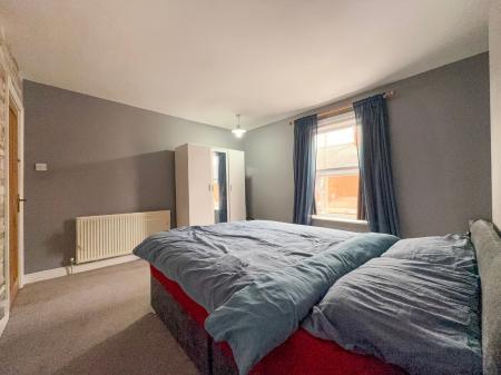 2 bedroom Terraced House for sale in Hatton Gardens, Newark, NG24