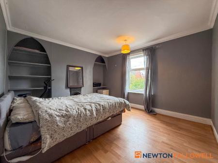 2 bedroom Terraced House for sale in Hatton Gardens, Newark, NG24