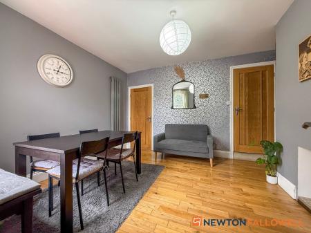 2 bedroom Terraced House for sale in Hatton Gardens, Newark, NG24