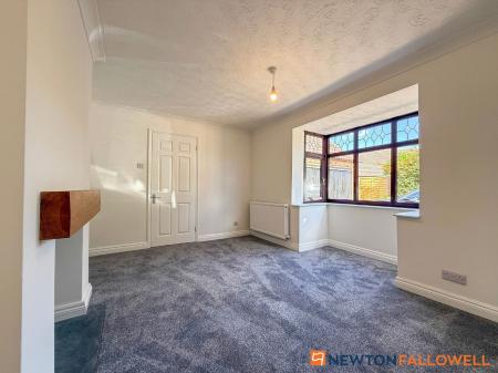 3 bedroom Detached bungalow for sale in Lincoln Road, Newark, NG24