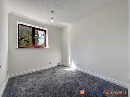 3 bedroom Detached bungalow for sale in Lincoln Road, Newark, NG24