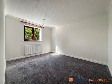 3 bedroom Detached bungalow for sale in Lincoln Road, Newark, NG24